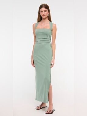 🍏NWT🍏Abercrombie & Fitch Ava Knit Midi Dress
